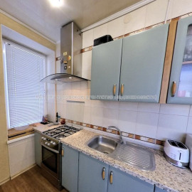 Продам квартиру, Короленко пер. , 2  ком., 59 м², капитальный ремонт