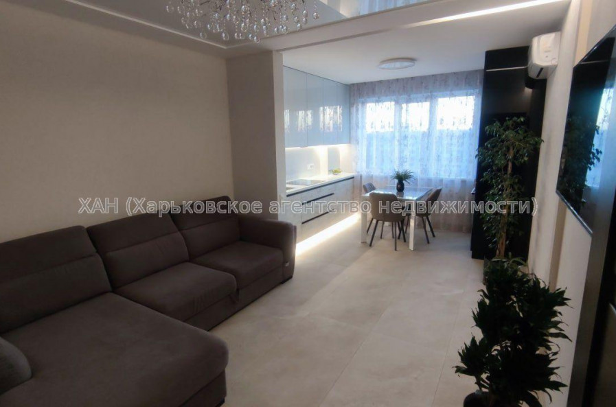Продам квартиру, Сухумская ул. , 1  ком., 53 м², евроремонт 