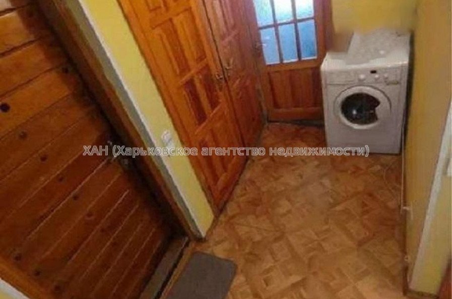 Продам квартиру, Валентиновская ул. , 3  ком., 65 м², косметический ремонт 