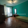 Продам квартиру, Валентиновская ул. , 3  ком., 65 м², косметический ремонт 
