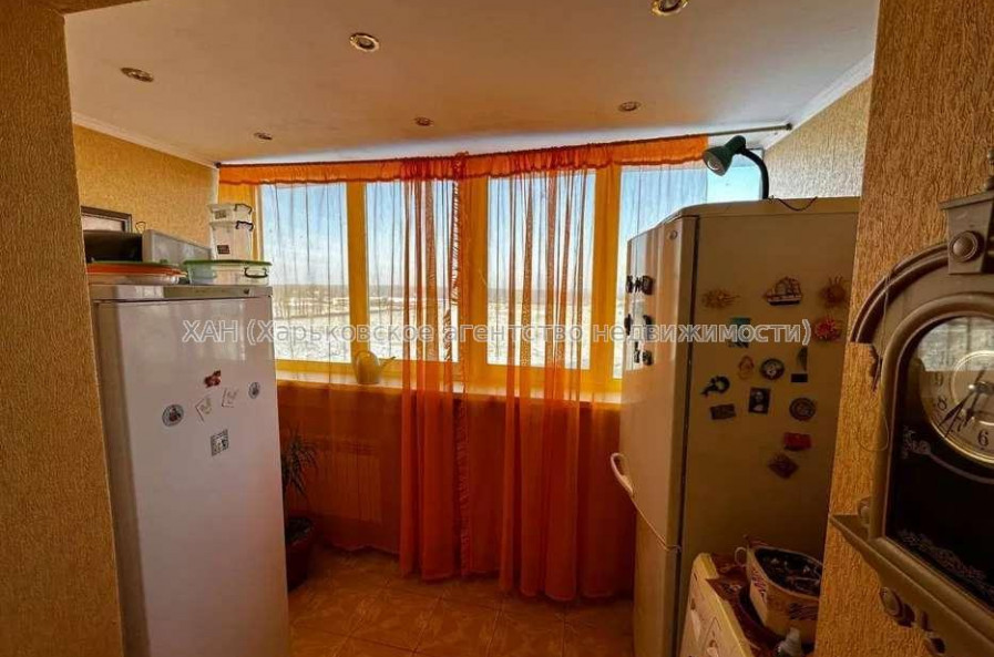 Продам квартиру, Астрономическая ул. , 3  ком., 87 м², косметический ремонт 