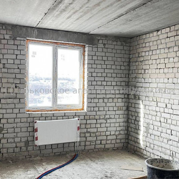 Продам квартиру, Шевченко ул. , 1  ком., 45 м², без внутренних работ 