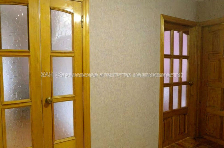 Продам квартиру, Золочевская ул. , 2  ком., 52 м², капитальный ремонт 