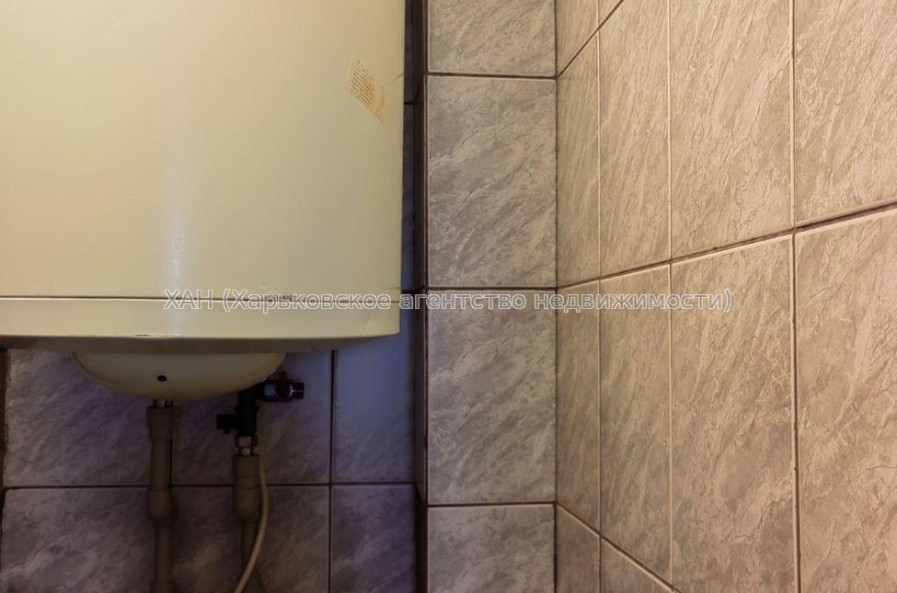 Продам квартиру, Золочевская ул. , 2  ком., 52 м², капитальный ремонт 