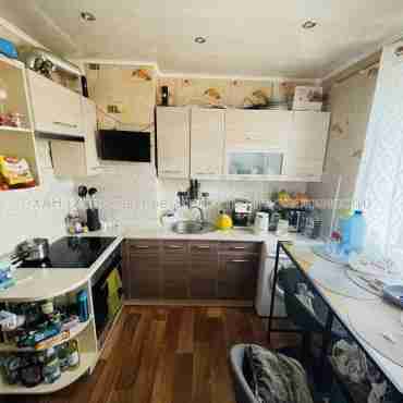 Продам квартиру, 1  ком., 34 м², капитальный ремонт 