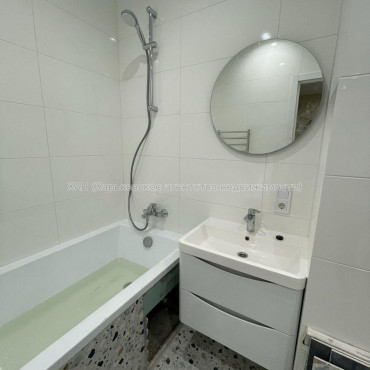 Продам квартиру, Полтавский Шлях ул. , 1 кім., 53 м², евроремонт 