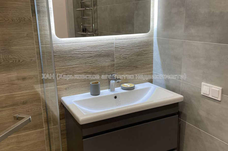Продам квартиру, Науки просп. , 1  ком., 33 м², евроремонт 