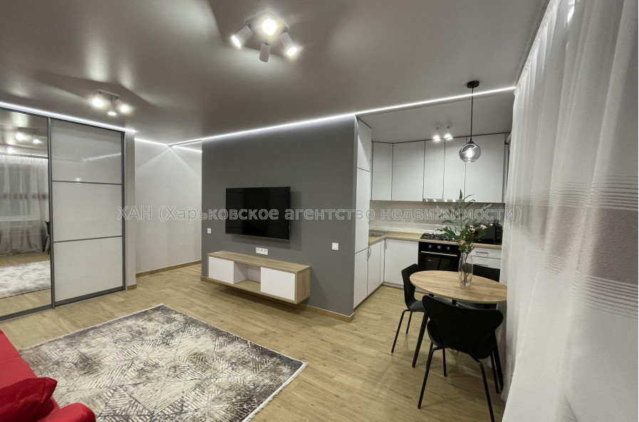 Продам квартиру, Науки просп. , 1  ком., 33 м², евроремонт 