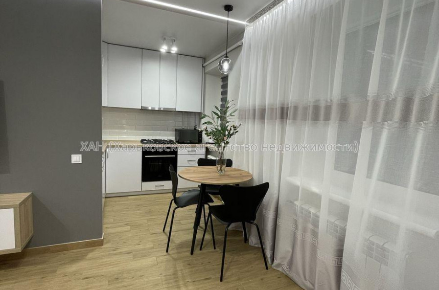 Продам квартиру, Науки просп. , 1  ком., 33 м², евроремонт 