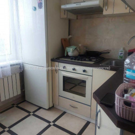 Продам квартиру, Салтовское шоссе , 3  ком., 64.20 м², советский ремонт