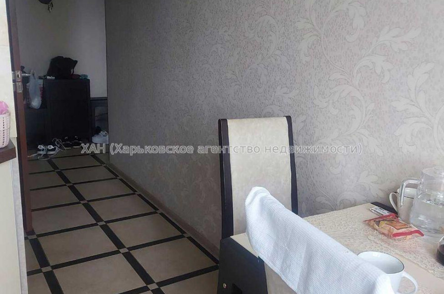 Продам квартиру, Салтовское шоссе , 3 кім., 64.20 м², советский ремонт 
