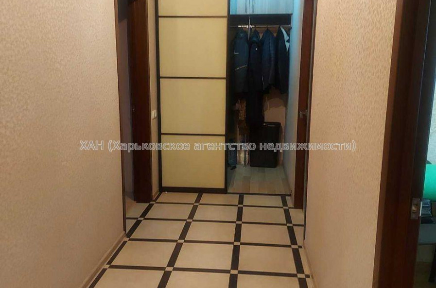 Продам квартиру, Салтовское шоссе , 3 кім., 64.20 м², советский ремонт 