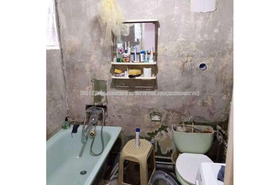 Продам квартиру, Ковтуна ул. , 1 кім., 39 м², капитальный ремонт 