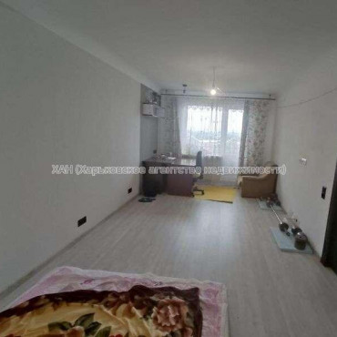 Продам квартиру, Ковтуна ул. , 1 кім., 39 м², капитальный ремонт 