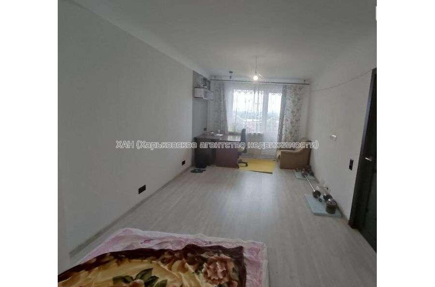 Продам квартиру, Ковтуна ул. , 1 кім., 39 м², капитальный ремонт 