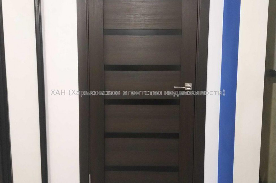 Продам квартиру, Ковтуна ул. , 1 кім., 39 м², капитальный ремонт 