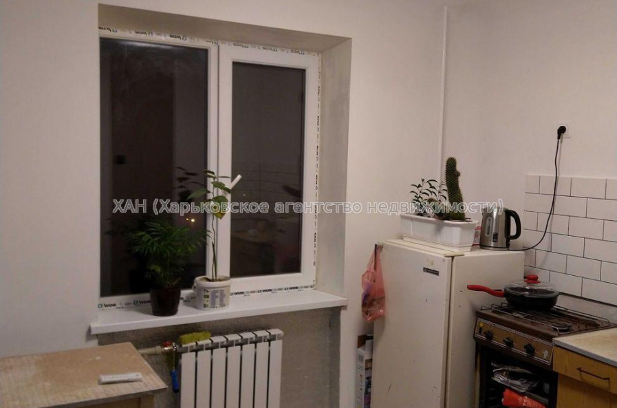 Продам квартиру, Ковтуна ул. , 1 кім., 39 м², капитальный ремонт 