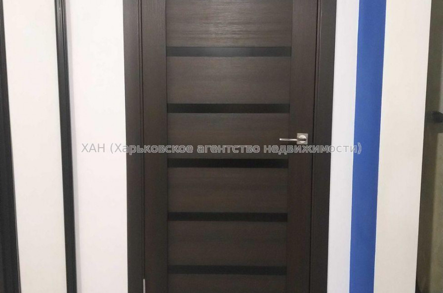 Продам квартиру, Ковтуна ул. , 1 кім., 39 м², капитальный ремонт 