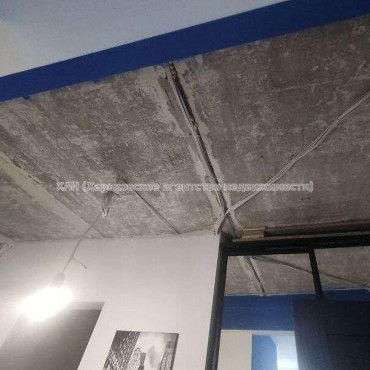 Продам квартиру, Ковтуна ул. , 1 кім., 39 м², капитальный ремонт 