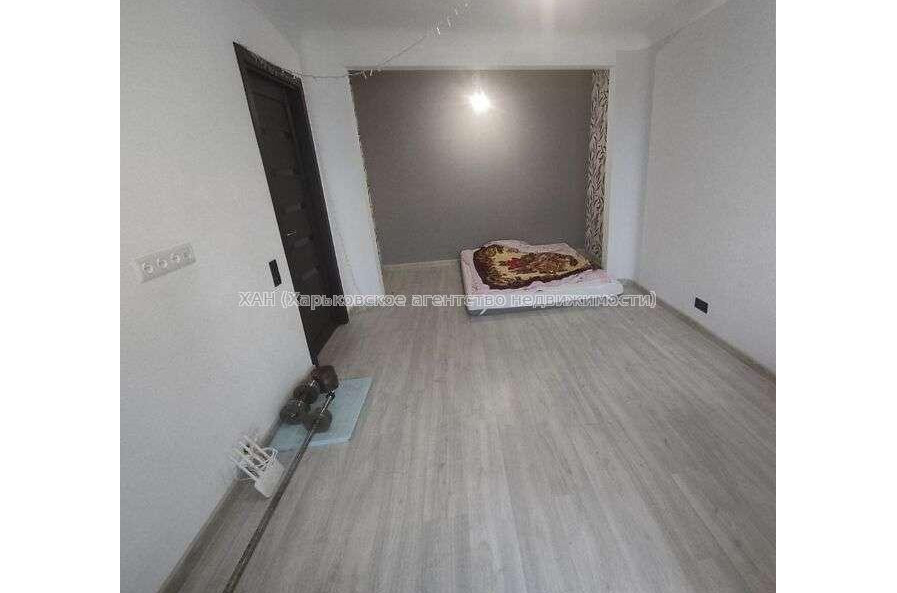 Продам квартиру, Ковтуна ул. , 1 кім., 39 м², капитальный ремонт 