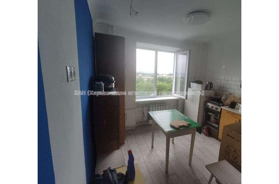 Продам квартиру, Ковтуна ул. , 1 кім., 39 м², капитальный ремонт 