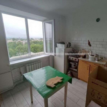 Продам квартиру, Ковтуна ул. , 1 кім., 39 м², капитальный ремонт 