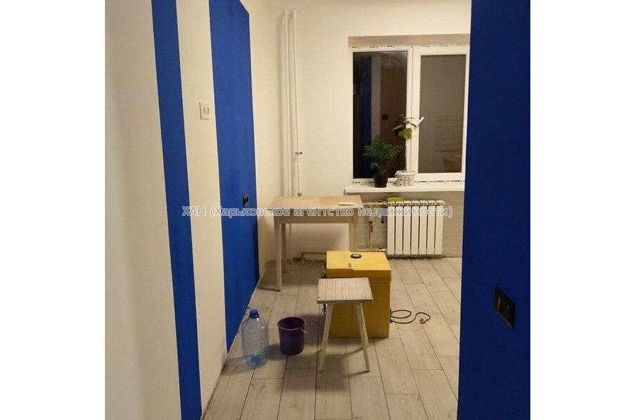 Продам квартиру, Ковтуна ул. , 1 кім., 39 м², капитальный ремонт 