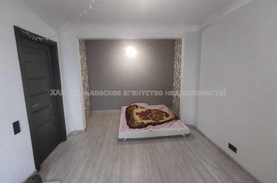 Продам квартиру, Ковтуна ул. , 1 кім., 39 м², капитальный ремонт 