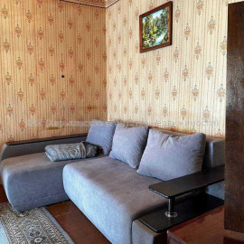 Продам квартиру, Свистуна ул. , 1 кім., 31 м², советский ремонт