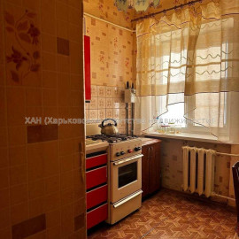 Продам квартиру, Свистуна ул. , 1  ком., 31 м², советский ремонт