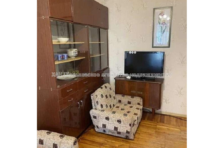 Продам квартиру, Гагарина просп. , 2 кім., 44 м², косметический ремонт 