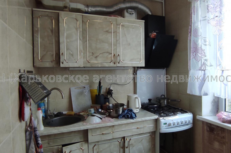 Продам квартиру, Валентиновская ул. , д. 26 , 3  ком., 67 м², капитальный ремонт 