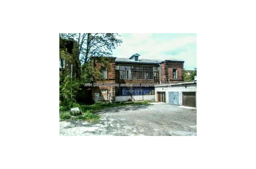 Продам нежилую недвижимость, прочий объект , 6  ком., 180 м², без ремонта 