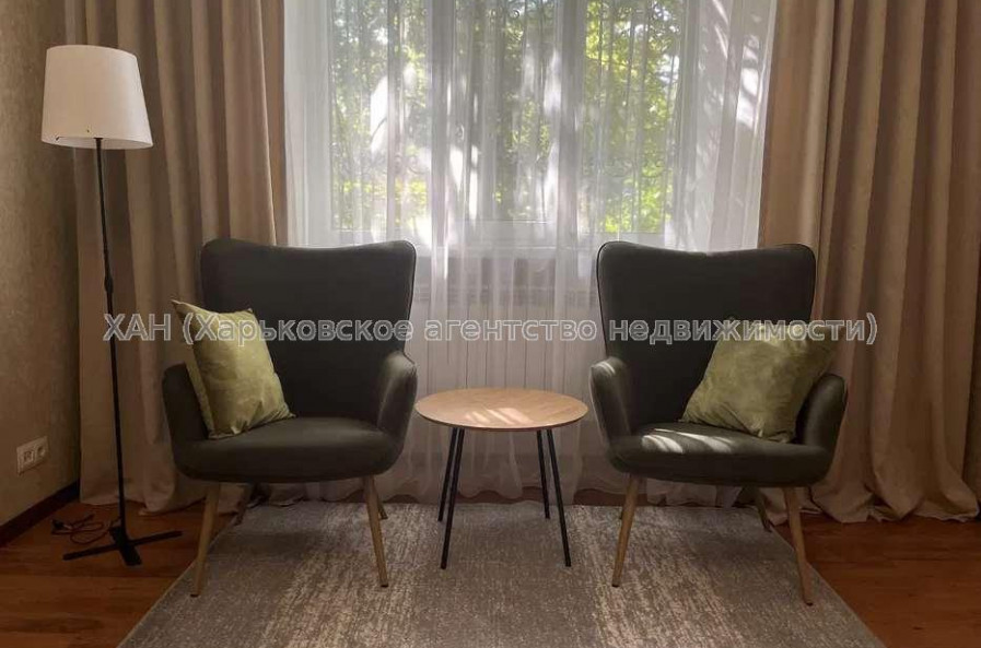 Продам квартиру, Веснина ул. , 1 кім., 35 м², евроремонт 
