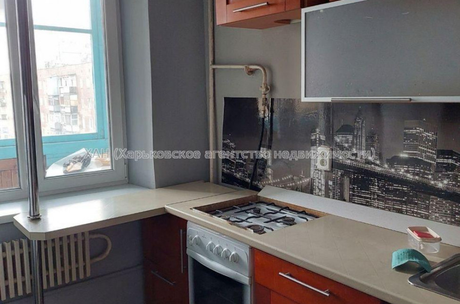 Продам квартиру, Власенко ул. , 1  ком., 39 м², косметический ремонт 