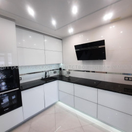 Продам квартиру, Юбилейный просп. , 67Б , 2  ком., 62.90 м², авторский дизайн