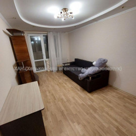 Продам квартиру, Непокоренных ул. , 2  ком., 54 м², капитальный ремонт