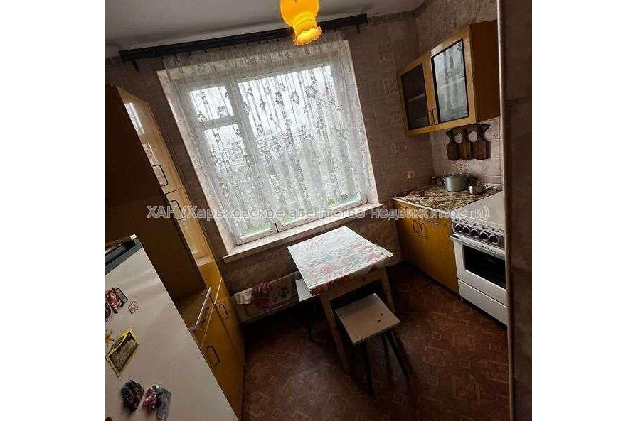 Продам квартиру, Краснодарская ул. , 3  ком., 64 м², косметический ремонт 