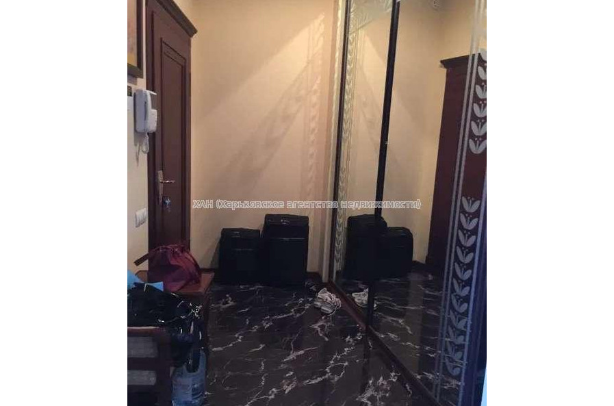 Продам квартиру, Чернышевская ул. , 5 кім., 200 м², евроремонт 