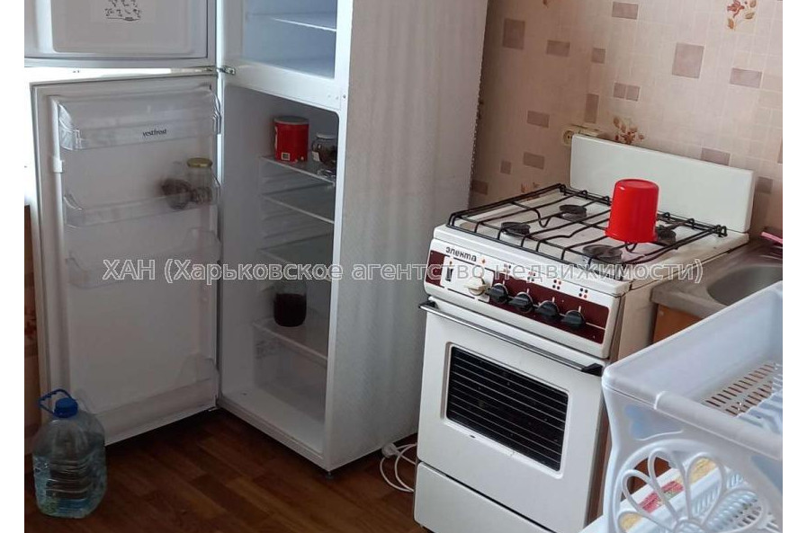 Продам квартиру, Гвардейцев Широнинцев ул. , 1 кім., 33 м², капитальный ремонт 