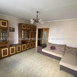Продам квартиру, Краснодарская ул. , 3 кім., 65 м², косметический ремонт