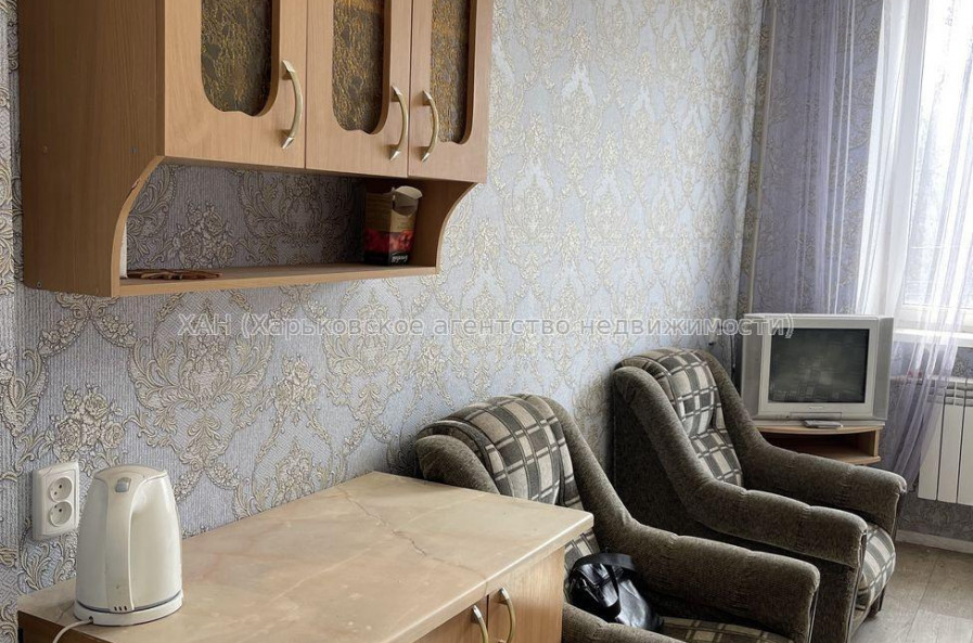 Продам квартиру, Автострадная наб. , 1  ком., 12 м², капитальный ремонт 