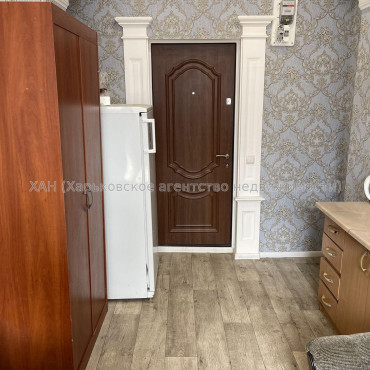Продам квартиру, Автострадная наб. , 1  ком., 12 м², капитальный ремонт 