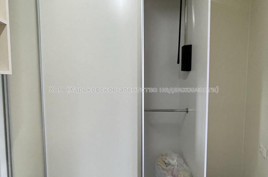 Продам квартиру, Барабашова академика ул. , 2  ком., 68 м², евроремонт 