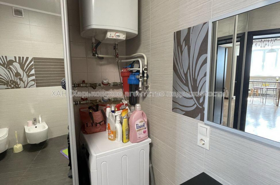 Продам квартиру, Барабашова академика ул. , 2  ком., 68 м², евроремонт 