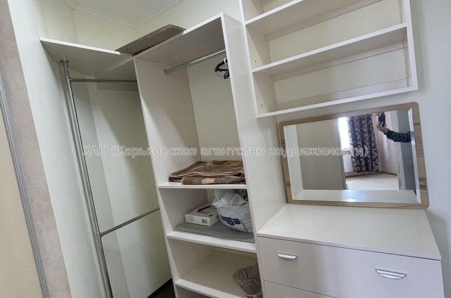 Продам квартиру, Барабашова академика ул. , 2  ком., 68 м², евроремонт 