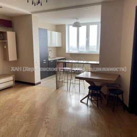 Продам квартиру, Барабашова академика ул. , 2 кім., 68 м², евроремонт