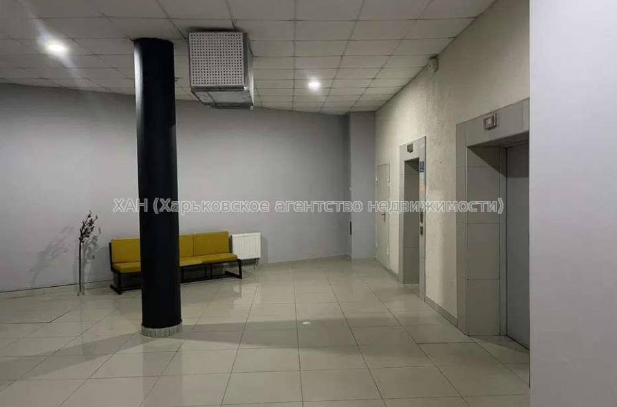 Продам квартиру, Барабашова академика ул. , 2  ком., 68 м², евроремонт 