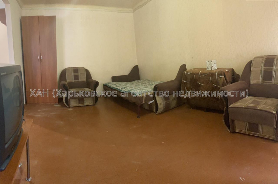 Продам квартиру, Юрьева бульв. , 1  ком., 31 м², без ремонта 