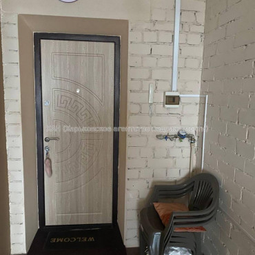 Продам квартиру, Шевченковский пер. , 1  ком., 18.50 м², косметический ремонт 